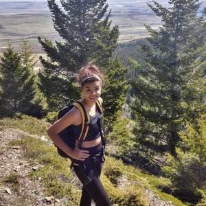 Meet your Posher, Hillary